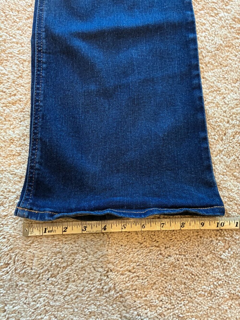 Old Navy Women's High-Rise Flare Dark Wash Jeans Pants - Picture 9 of 9